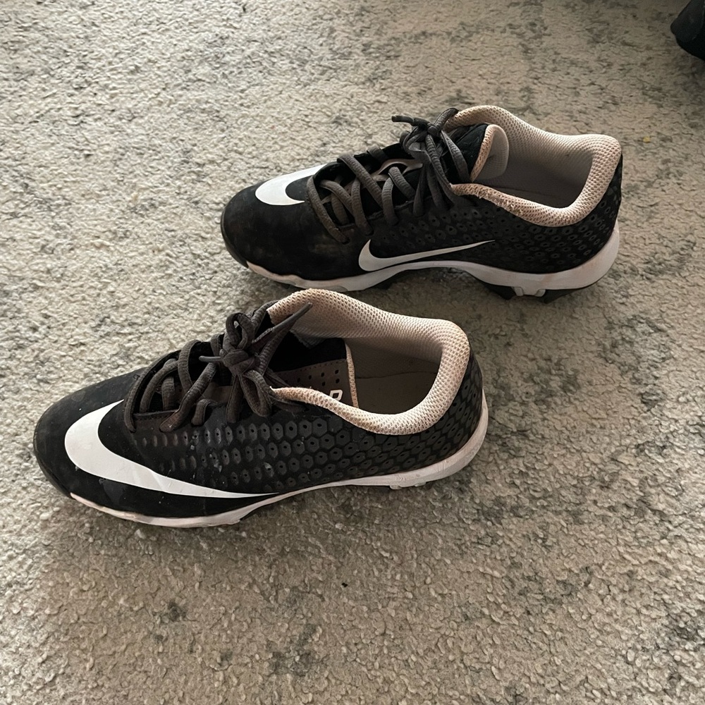 EUC - Nike Vapor Fastflex Baseball Cleats